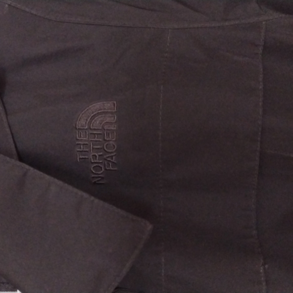 🌸THE NORTH FACE TRENCHCOAT EUC - Picture 2 of 13